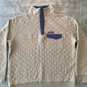 Patagonia men’s XL sweatshirt